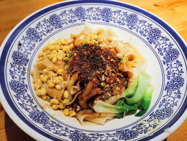 【第2の麻辣湯？】圧倒的女性の支持を集めるビャンビャン麺とは！